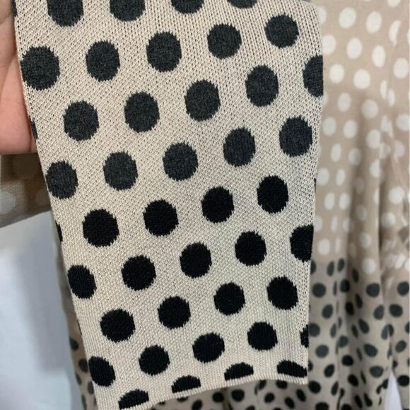 WOMAN’S TANJAY sweater. Gradient dots. New condition. Size large. - Picture 5 of 7